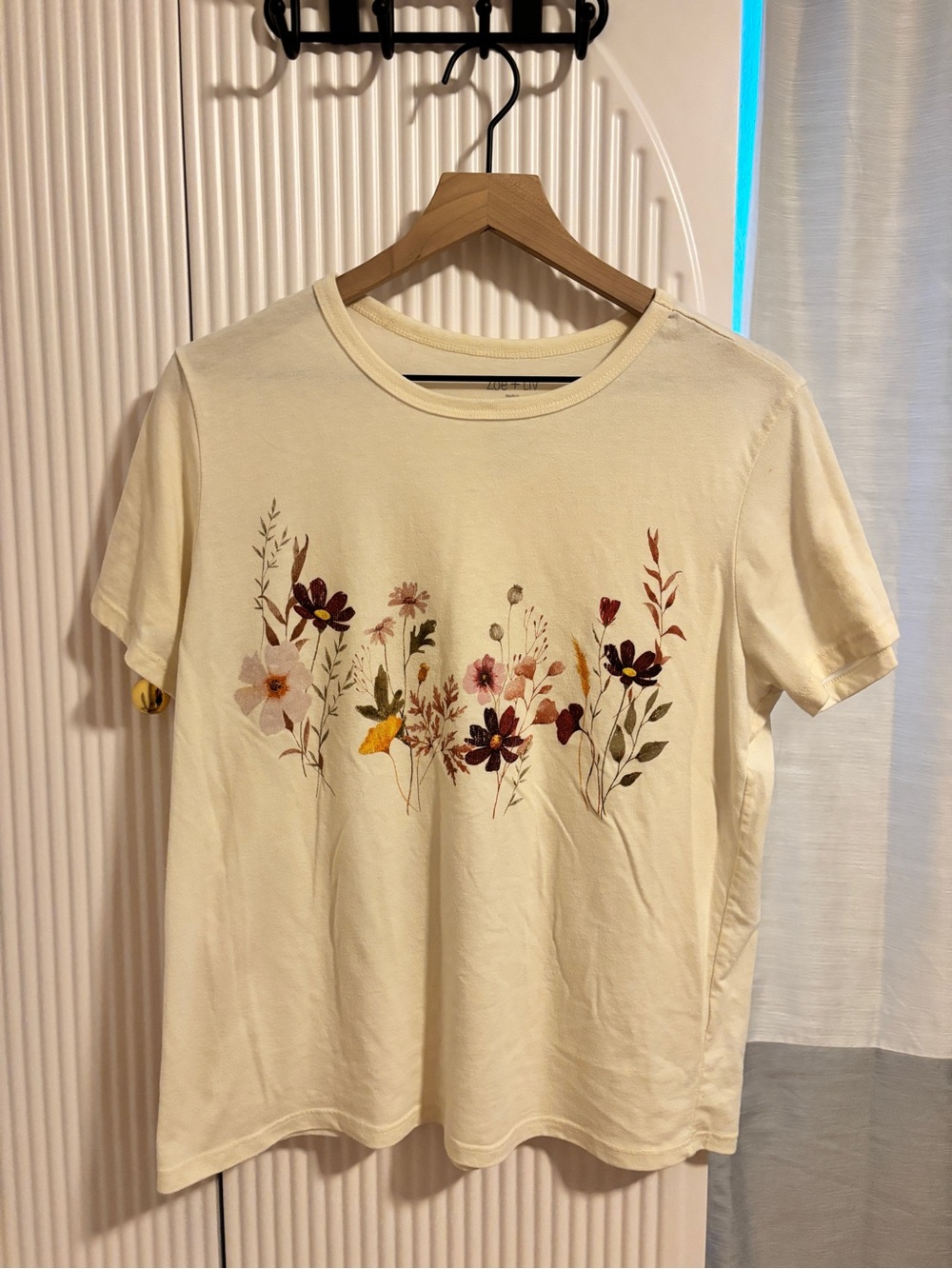 Target Cream Short Sleeve Tee with Feminine Floral Embroidery
